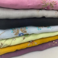 TUDUNG BAWAL BIDANG 60INCI SULAM BENANG BERBATU