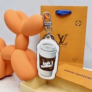 💥現貨💥 限量趣味設計咖啡杯造型經典老花鑰匙掛飾 | Louis Vuitton Coffee Cup Monogram Key Holder|