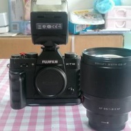 XT10 + 35MM 2F 85MM 1.8F FUJI not panasonic leica sony nikon canon contax olympu