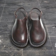 手工真皮鞋，套穿，大頭造型，後跟綁帶，可折疊綁帶