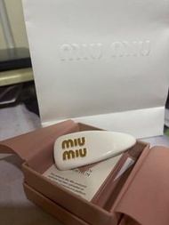 miu miu 髮夾