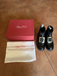 Roger Vivier RV classic black boots黑色方扣短靴