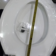 TUTUP CLOSET MODEL TOTO - DUDUKAN TOILET WARNA PUTIH