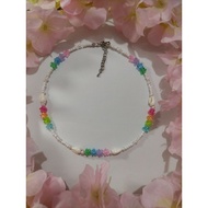 BEACH NECKLACE COLORFUL BEACH/ SUMMER CHOKER NECKLACE WITH SEASHELLS AND MINI PEARLS