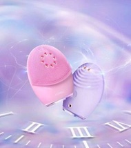 👉🏻順豐智能櫃👉🏻順豐門市免運費 女士必備  深層清潔神器㊙️ Foreo Luna™ 3 plus 煥顏微電流潔面儀（中性肌）/（敏感肌）