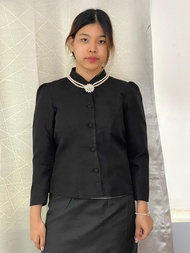 SOF เสื้อจิตรดา สีดำ ผ้าไหมเทียมอัดกาว ใครใส่ก็สวย มี S M L XL XXL 3XL 4XL 5XL เสื้อทรงจิตรลดา ชุดไท