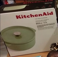 KitchenAid 開心果色琺瑯鑄鐵鍋 Cast Iron Cookware