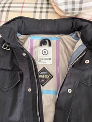 Visvim Gore-Tex 外套