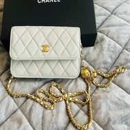 CHANEL 金球鏈包