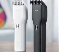 三刀頭電動理髮器 👍