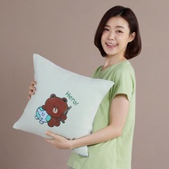 LINE FRIENDS | 熊大拯救地球方形抱枕 (45x45公分) -若草綠