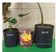 Polybag tanaman ukuran 30x30 isi 40 Lembar/ Polybag 30x30 isi 40pcs