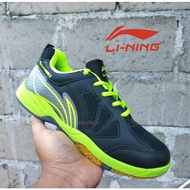 Sepatu Lining Saga