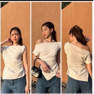 Atipashop - Uzi T-shirt เสื้อปาดไหล่ม้วนข้าง ปลายเฉียง