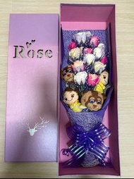 畢業花 畢業花公仔 畢業公仔花 情人節花束 迪士尼 情人節 日本迪士尼 情人節禮物 日本手信 情人節花 日本代購 迪士尼代購 禮物 迪士尼figure 絲花 花球 迪士尼代購 tokyo disney