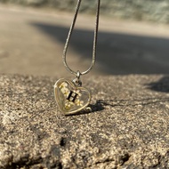 Anne's Lace Queen Initial Necklace - Initial Necklace - Custom Resin Initial Letter Necklace with Pr
