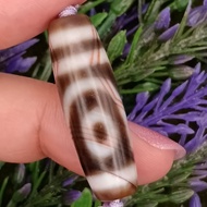 💥ReadyStock💥 34.5mm X 10.9mm ⭐证书⭐高油朱砂 二眼天珠 两眼天珠 Cert Cinnabar 2 Eye Dzi 2 Eyed Dzi Two Eye Two Eyed 