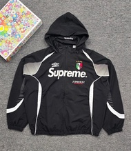 Supreme x Umbro 連帽外套