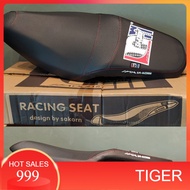 Crazy Offer! Carbon Sakorn Seat Yamaha Y16 Y16VVA Exciter 155 VVA Racing Curve Flat Sarung Tempat Du