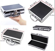 接受預訂：鋁合金工具箱小物件收納盒小型金屬百寶箱包裝盒小號禮品盒手提箱。售價$268一個(這貨品價格已經包括我去寄郵政局平郵郵費）優惠期有限，欲購從速！貨物出售，恕不退換！下單時，請客看看尺寸/重量，