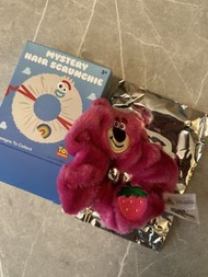 香港迪士尼 Toy Story 反斗奇兵勞蘇Lotso 盲盒髮圈橡筋