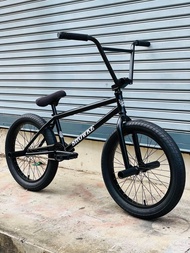 จักรยาน BMX street 20 นิ้ว Showke 20.75”