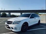 2010/11年式出廠 S204 M-Benz C-Class Estate C63 AMG 6.2 汽油 羽亮白(52)