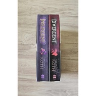 The Divergent Series 2-Book Collection by Veronica Roth (Divergent and Insurgent) 4.53/5 Goodreads