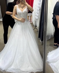 Nicole婚紗（購自冠南華