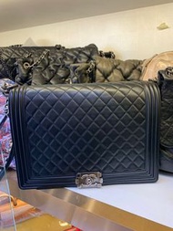 90%新 Chanel 黑色 菱格 30cm Boy 上膊斜咩袋