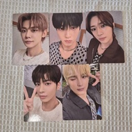 TXT lightstick photocard