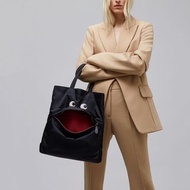 英國 ANYA HINDMARCH 黑色牛津布 Eyes 手挽袋
