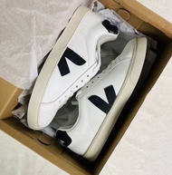 VEJA Esplar 小白鞋 黑尾黑V
