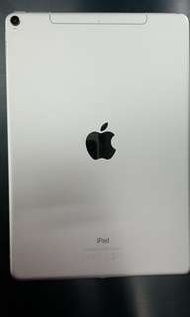apple iPad pro 10.5 inch 256gb  LTE wifi black color 99.99 new在保用至2019-5-18