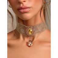Lolita Choker Accessories Women Hollwed Retro Collarbone Chain Accessories