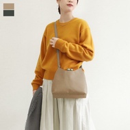 Kiss lockShoulder bag Ayanokoji Gamaguchi Nyanko Pochette [Colourful CAT]