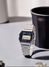 少量現貨🇯🇵日本直送Casio 復古方形跳字錶- 不鏽鋼｜防水｜手錶｜電子錶｜文靑｜適合男女｜Casio Watch| Casio錶｜Casio手錶