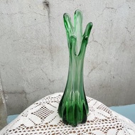 早期綠色五爪玻璃花瓶