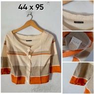 Jeune et chic Cream striped Cardigan size L Wanita E285