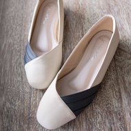 G.AM - Elsie Flat Shoes (สีครีมตัดดำ) รองเท้าหุ้มส้นทรงแฟลต ดีไซน์มินิมอลสีทูโทน หนังนุ่มสวมใส่สบาย ทำจากหนัง premium grade แมชต์ง่าย[GAM-002 Cream&amp;Black]