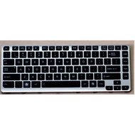 [Free Vacuum cleaner] Keyboard Toshiba Satellite E300 Laptop Keyboard