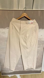 Uniqlo打褶短褲