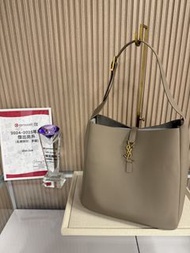 新年特價現貨🪭🈵 YSL Hobo LE 5 À 7 SUPPLE