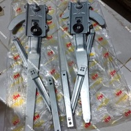 MB MB MB MB133804/3 GW - ORIGINAL L300 GW DOOR GLASS REGULATOR