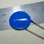 S20 K30 S20K30 B72220S300K101 Epcos MOV Leaded Varistor 47VAC 2kA 47V 20MM Metal Oxide