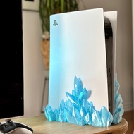 PlayStation 5 Crystal Stand / PS5 Dock Decor