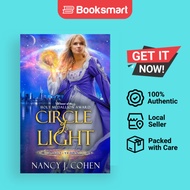 Circle Of Light - Paperback - English - 9781952886294