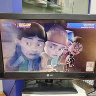 televisi lcd LG lcd 22inch 22CS410
