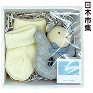 其他品牌 - 日本Ikuji Kobo 育兒工房 小熊 粉藍色 BB嬰兒禮盒 日本製 純棉布偶手搖鈴連小襪 感官益智玩具 (511)【市集世界 - 日本市集】