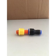 Quick connection 12mm to 8mm pipe adapter.